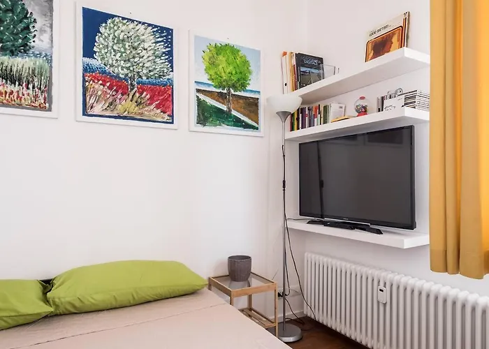 Casa Ziza - Con Bagno Privato - Stazione Fs