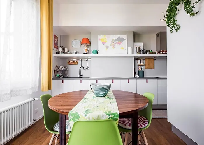 Casa Ziza - Con Bagno Privato - Stazione Fs 3*