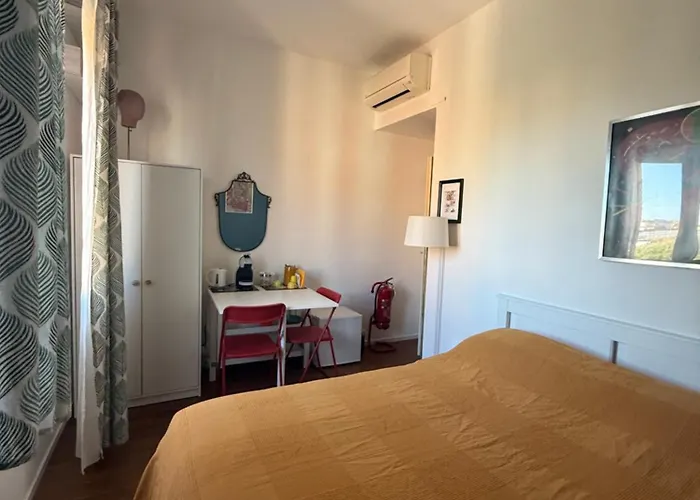 Casa Ziza & Merlino - Double Room With Private Bathroom Отель типа 